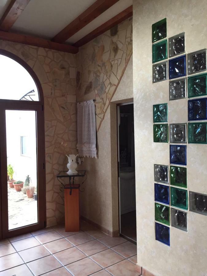 Pension Santa Teresa Villanueva de la Jara Buitenkant foto