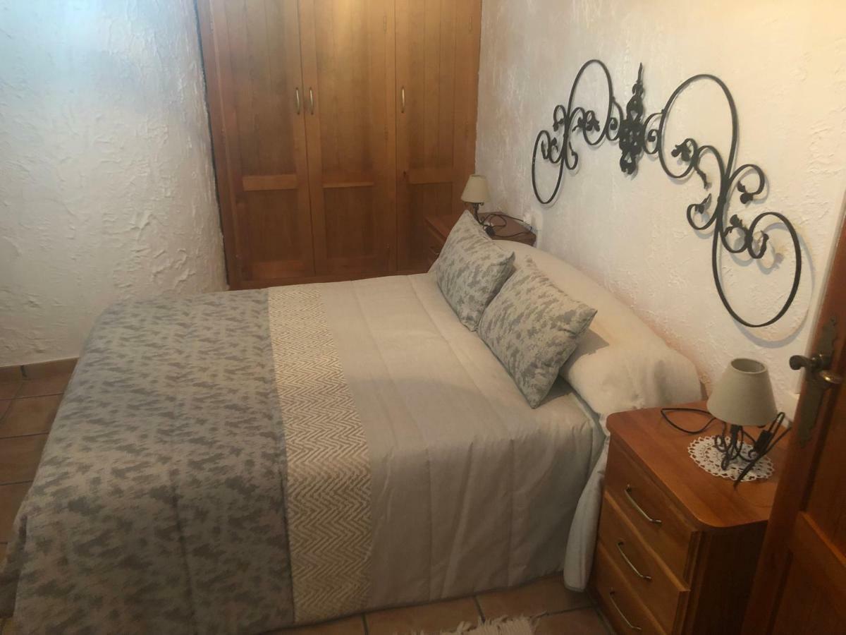 Pension Santa Teresa Villanueva de la Jara Buitenkant foto
